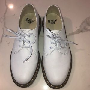 DR MARTENS OXFORDS LAVENDER RARE